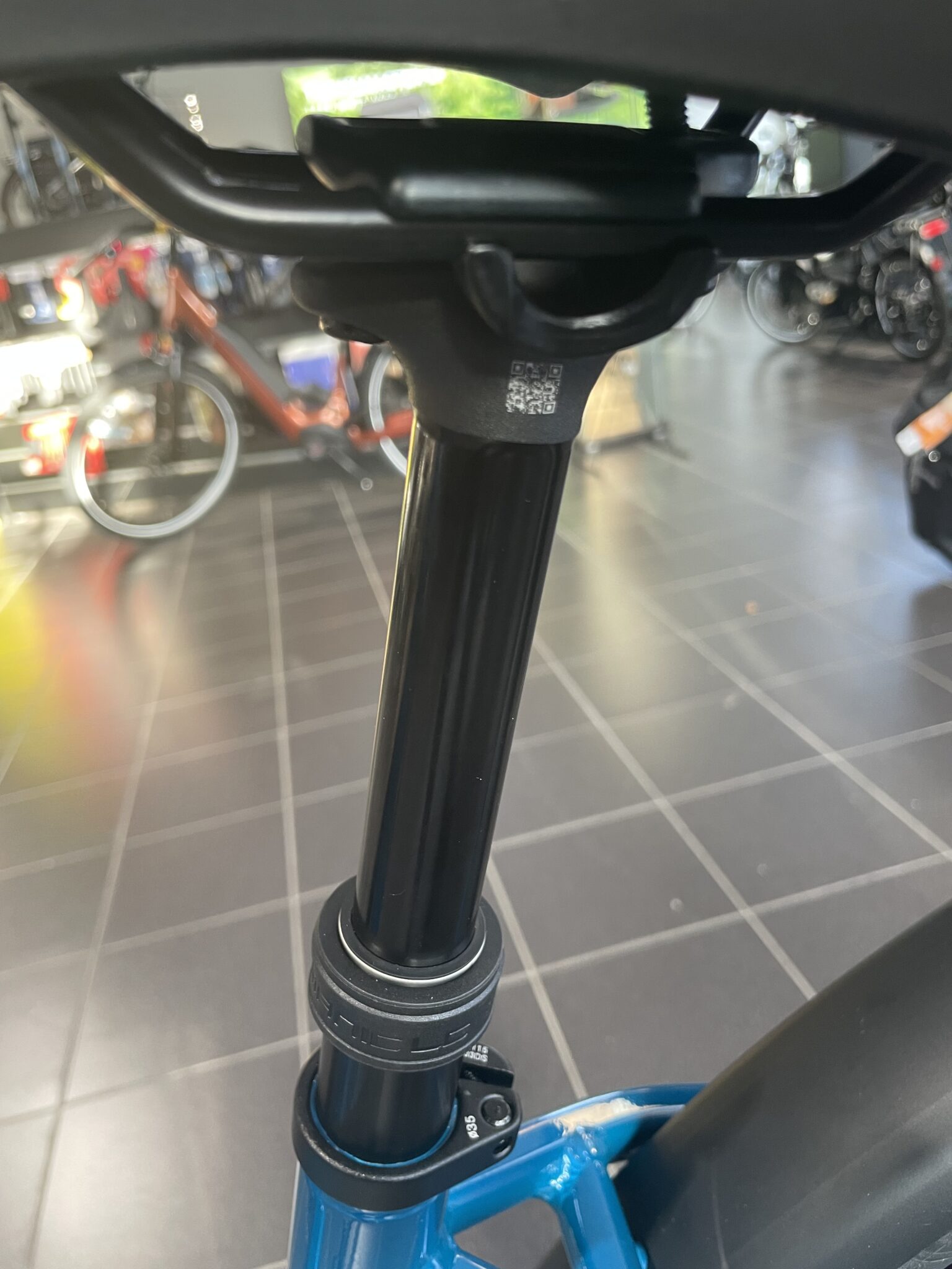 Crussis e-Country met Gates Cdx Carbondrive riemaandrijving. - Afbeelding 9
